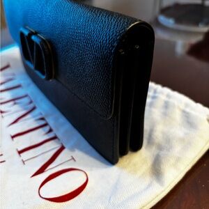 AUTHENTIC Valentino Vlogo Black Textured Calfskin Clutch w chain  - like new